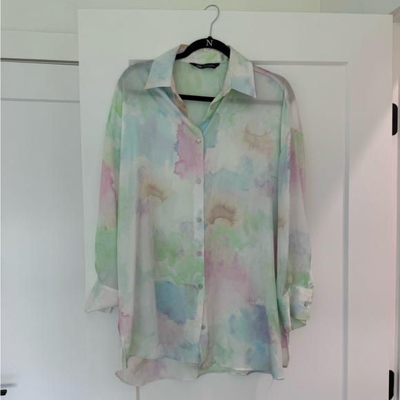 ZARA SILK OVERSIZED - SIZE M TOP - Picture 3 of 3